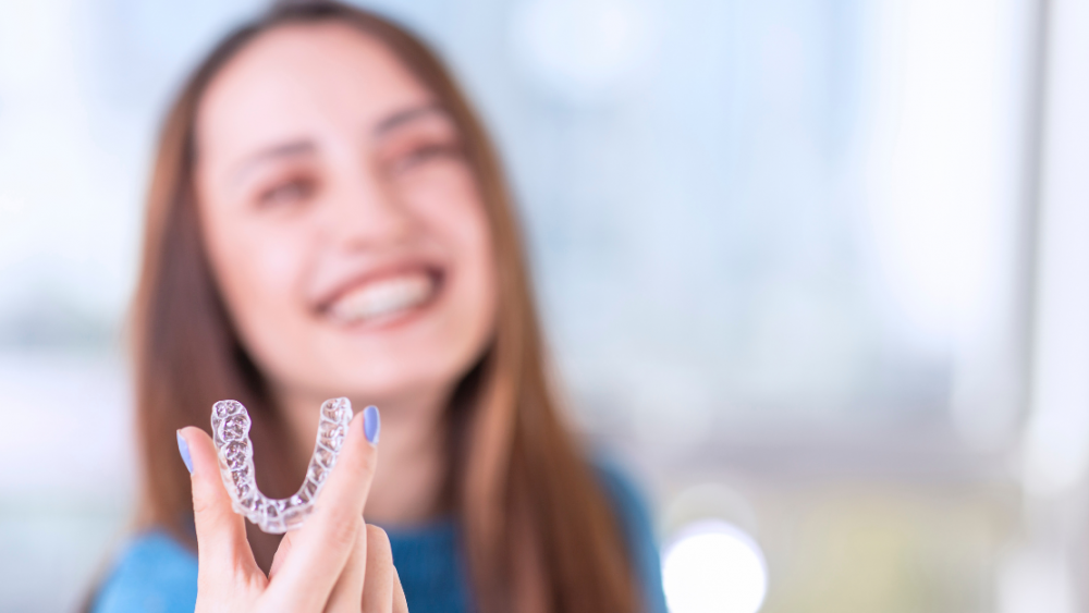 Blog Invisalign girl